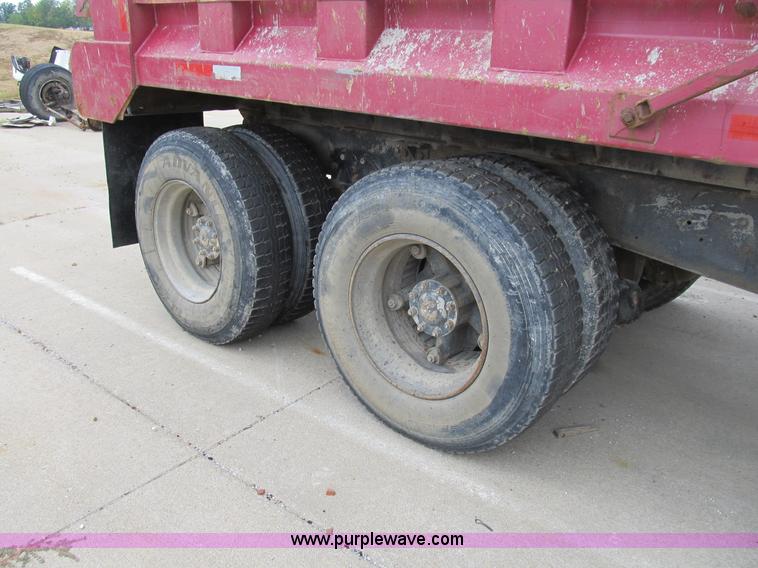image for item B2801 1987 Ford L8000 tandem axle dump truck