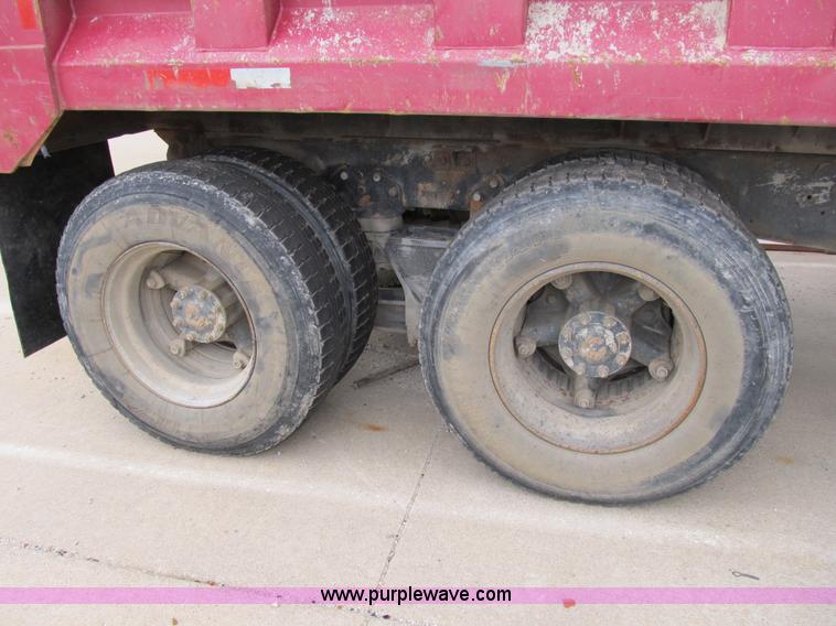 image for item B2801 1987 Ford L8000 tandem axle dump truck