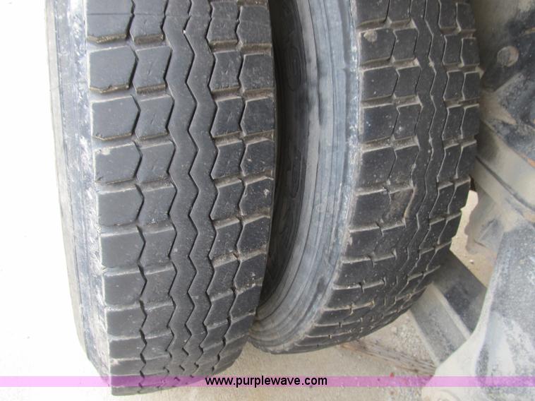 image for item B2801 1987 Ford L8000 tandem axle dump truck