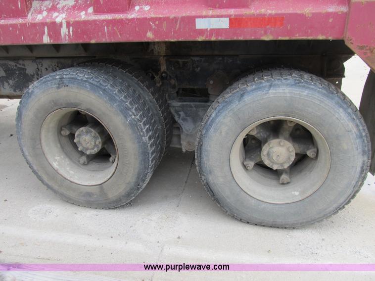 image for item B2801 1987 Ford L8000 tandem axle dump truck