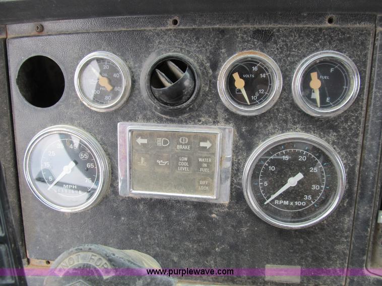 image for item B2801 1987 Ford L8000 tandem axle dump truck