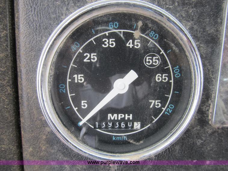 image for item B2801 1987 Ford L8000 tandem axle dump truck