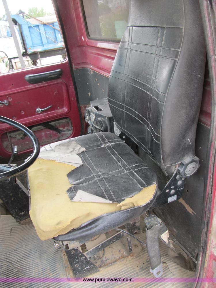 image for item B2801 1987 Ford L8000 tandem axle dump truck