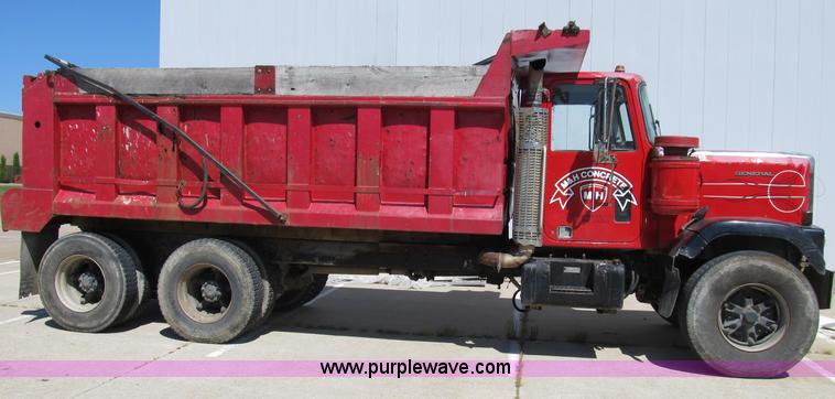 image for item B2802 1985 GMC General tandem axle dump truck
