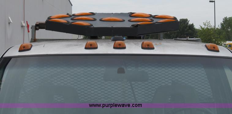 image for item B2803 1993 GMC Sierra C3500 pickup truck