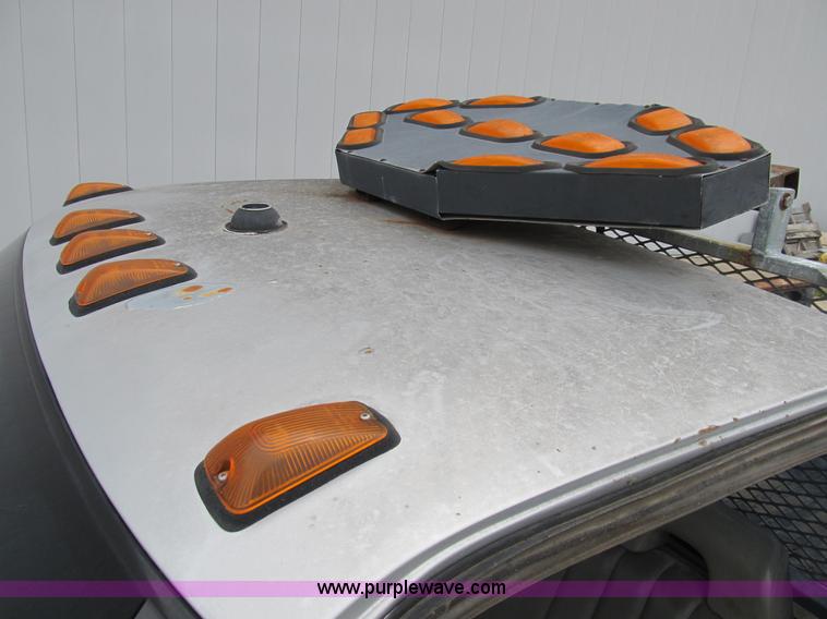 image for item B2803 1993 GMC Sierra C3500 pickup truck