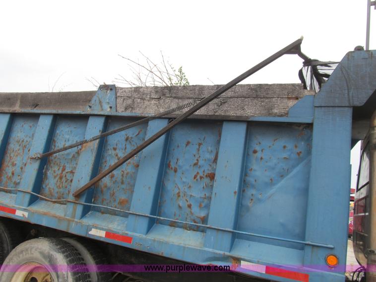 image for item B2804 1986 Mack RS688LST Econodyne tandem axle dump truck