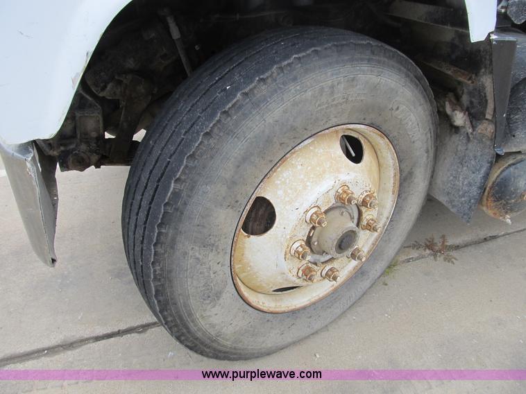 image for item B2804 1986 Mack RS688LST Econodyne tandem axle dump truck