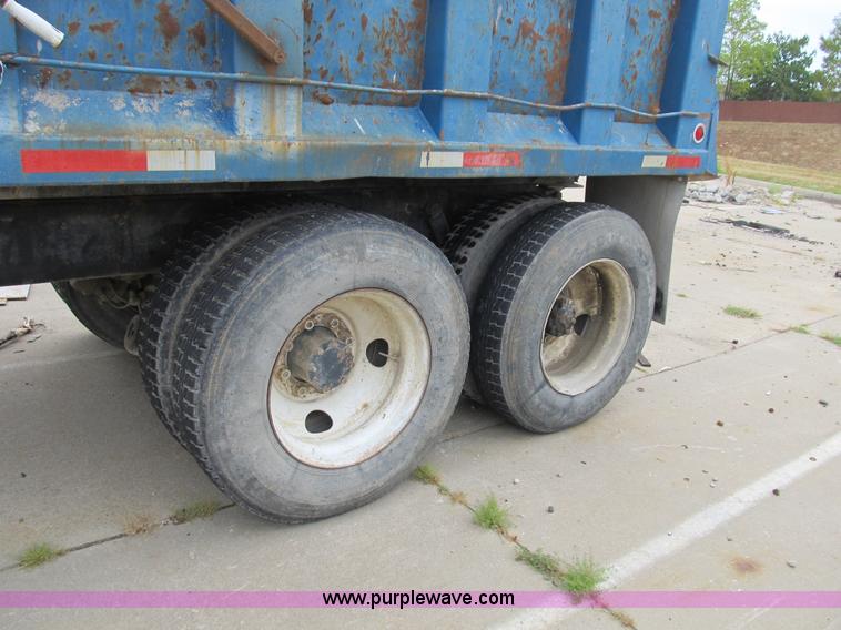 image for item B2804 1986 Mack RS688LST Econodyne tandem axle dump truck