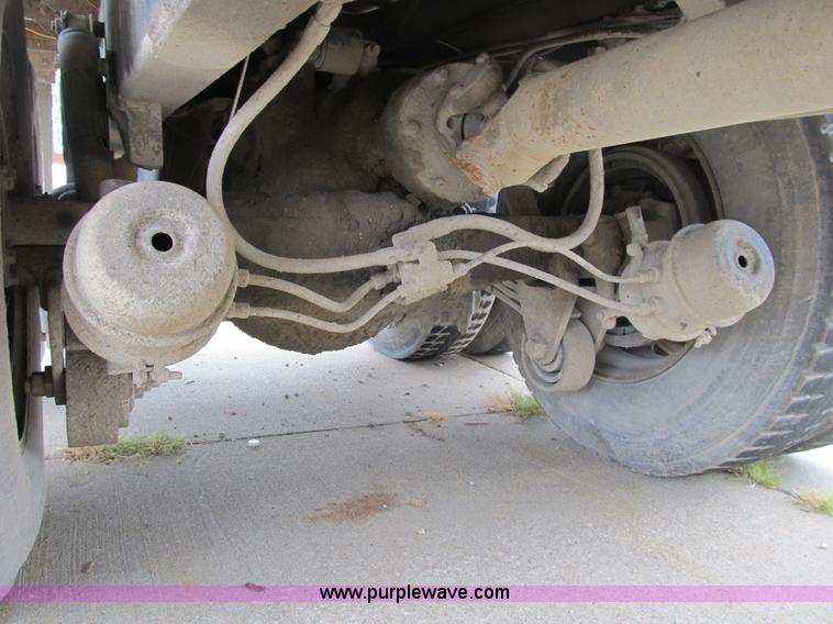 image for item B2804 1986 Mack RS688LST Econodyne tandem axle dump truck