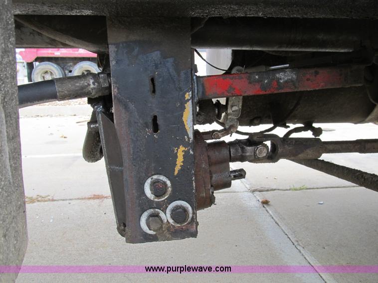 image for item B2804 1986 Mack RS688LST Econodyne tandem axle dump truck