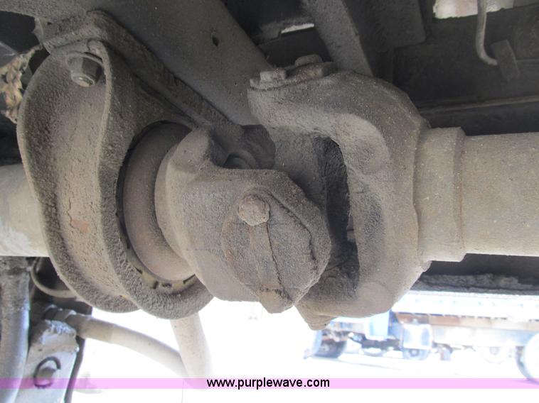 image for item B2804 1986 Mack RS688LST Econodyne tandem axle dump truck