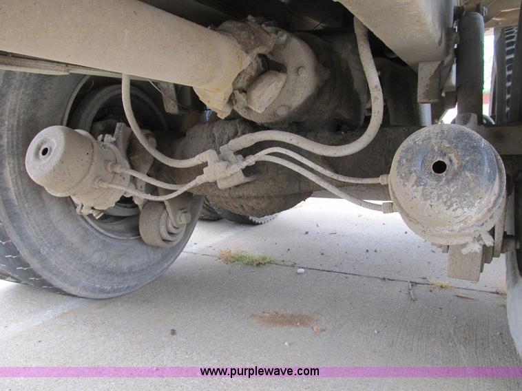 image for item B2804 1986 Mack RS688LST Econodyne tandem axle dump truck