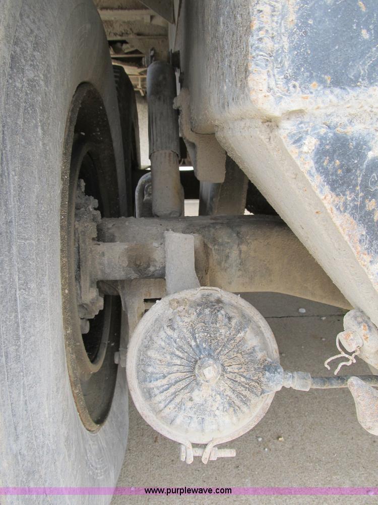 image for item B2804 1986 Mack RS688LST Econodyne tandem axle dump truck