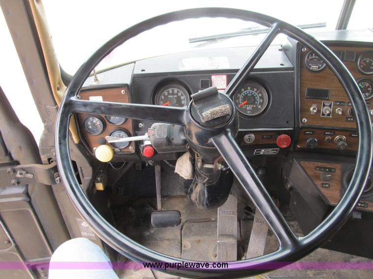 image for item B2804 1986 Mack RS688LST Econodyne tandem axle dump truck