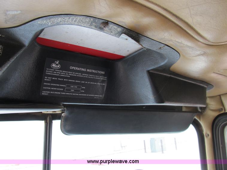 image for item B2804 1986 Mack RS688LST Econodyne tandem axle dump truck