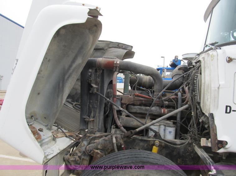 image for item B2804 1986 Mack RS688LST Econodyne tandem axle dump truck