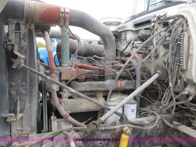 image for item B2804 1986 Mack RS688LST Econodyne tandem axle dump truck