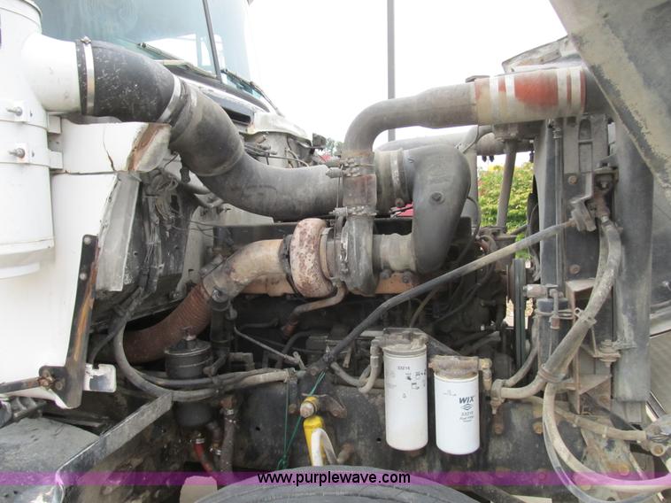 image for item B2804 1986 Mack RS688LST Econodyne tandem axle dump truck