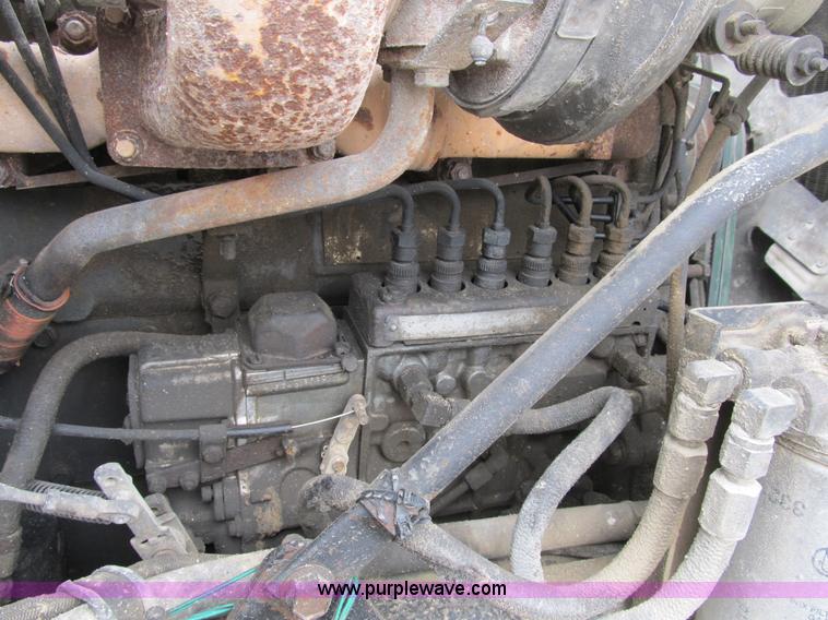 image for item B2804 1986 Mack RS688LST Econodyne tandem axle dump truck