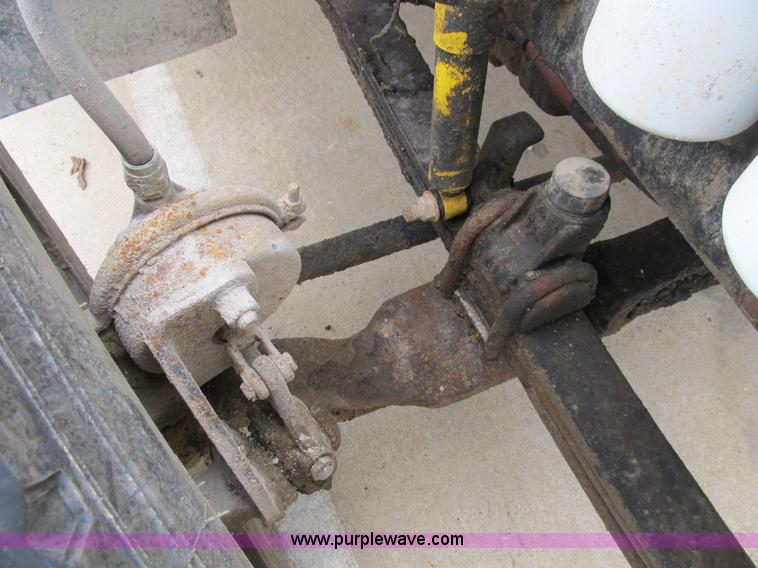 image for item B2804 1986 Mack RS688LST Econodyne tandem axle dump truck