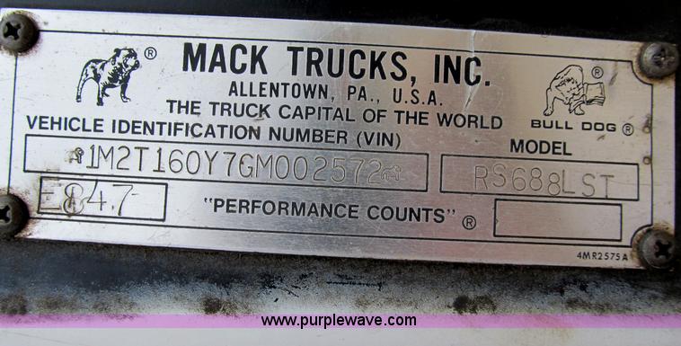 image for item B2804 1986 Mack RS688LST Econodyne tandem axle dump truck