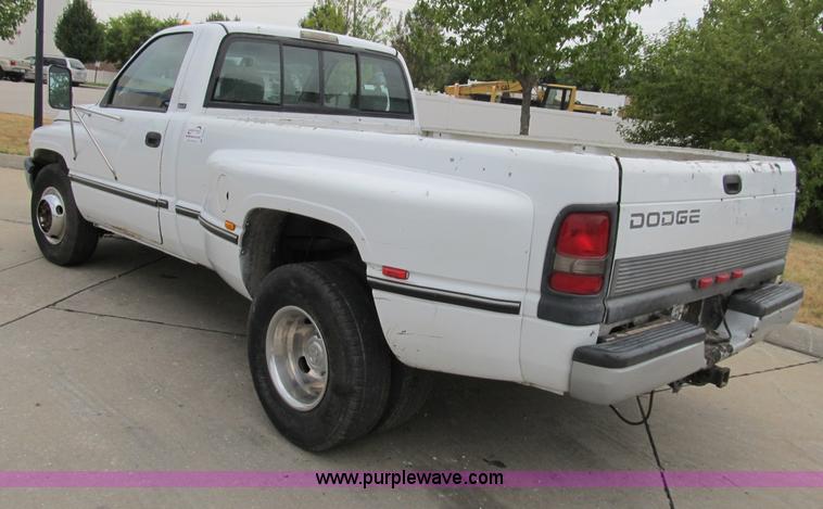 image for item B2805 1994 Dodge Ram 3500 Laramie SLT pickup truck