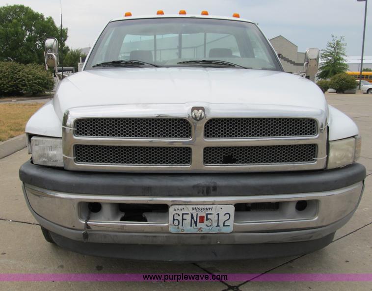 image for item B2805 1994 Dodge Ram 3500 Laramie SLT pickup truck