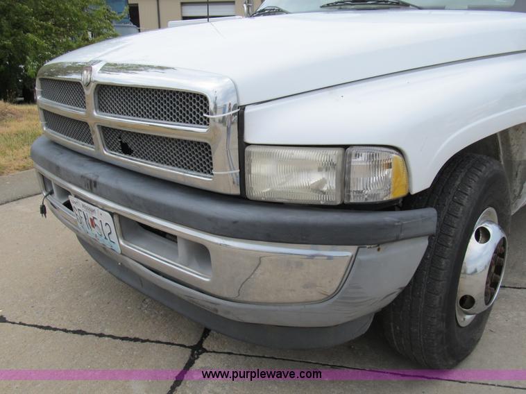 image for item B2805 1994 Dodge Ram 3500 Laramie SLT pickup truck
