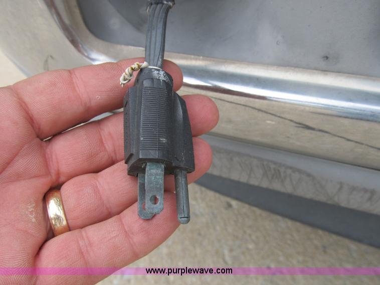 image for item B2805 1994 Dodge Ram 3500 Laramie SLT pickup truck