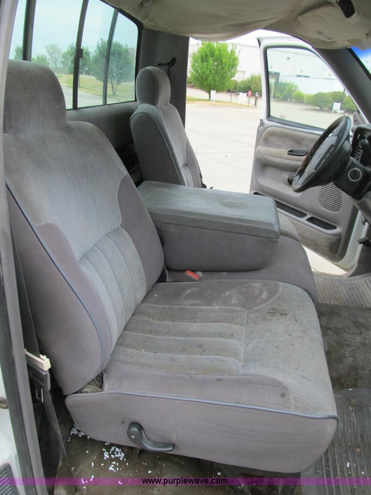 image for item B2805 1994 Dodge Ram 3500 Laramie SLT pickup truck