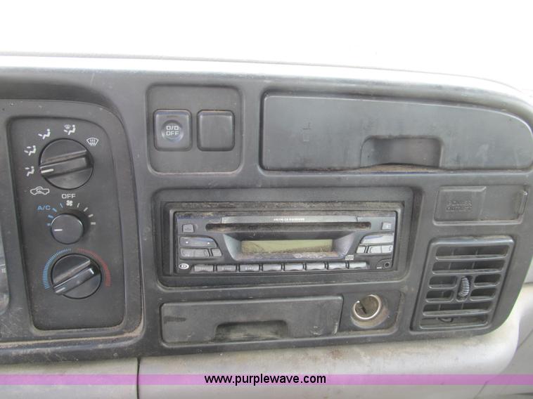 image for item B2805 1994 Dodge Ram 3500 Laramie SLT pickup truck