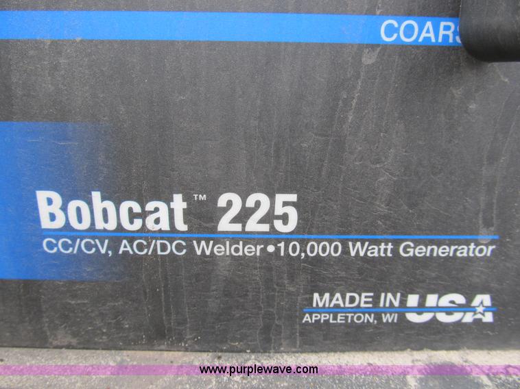 image for item B2813 2005 Ford F550 XL Super Duty utility pickup truck