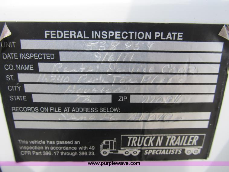 image for item B2813 2005 Ford F550 XL Super Duty utility pickup truck