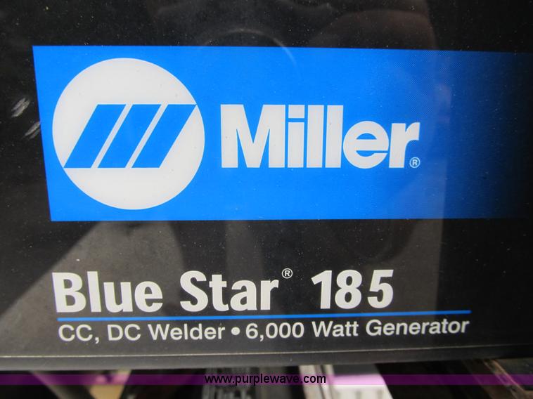 image for item B2814 2006 Ford F550 XL Super Duty utility pickup truck