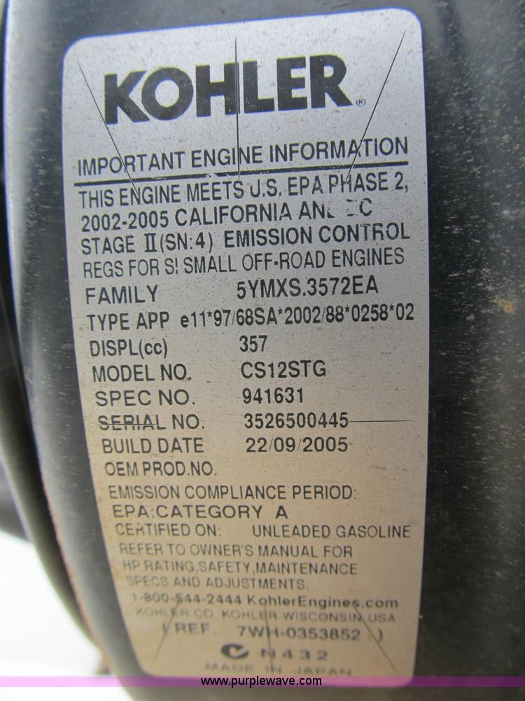 image for item B2814 2006 Ford F550 XL Super Duty utility pickup truck