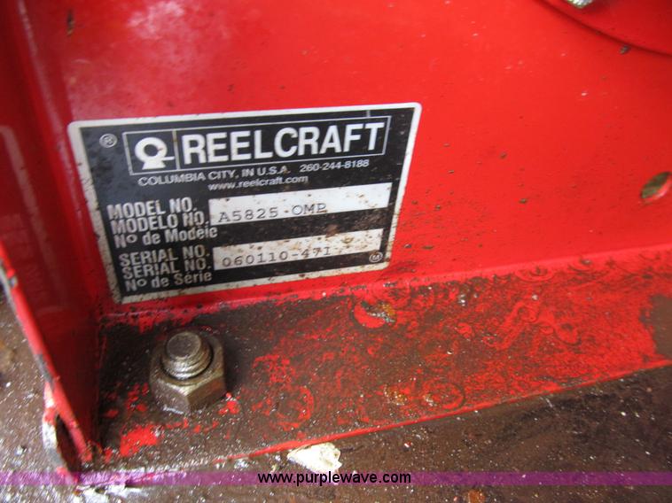 image for item B2814 2006 Ford F550 XL Super Duty utility pickup truck