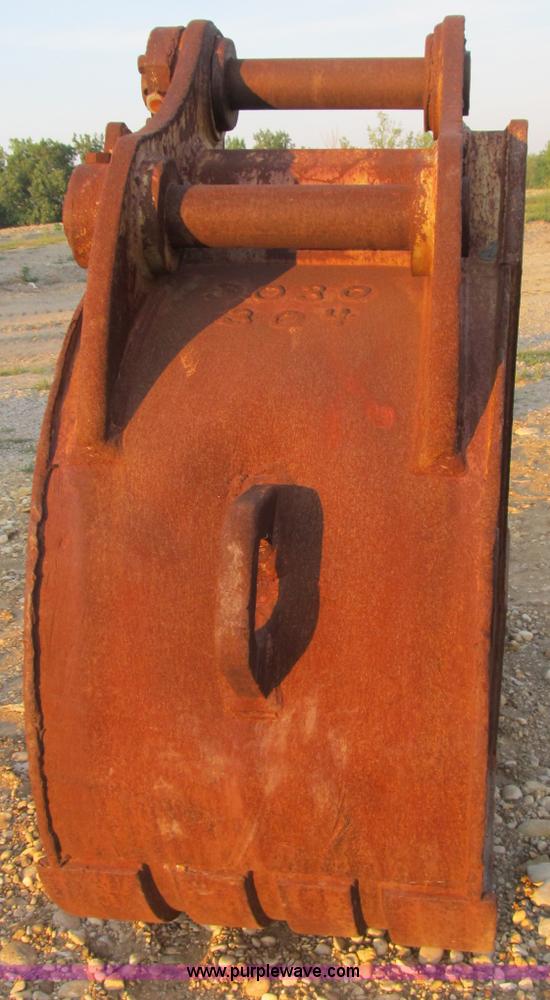 image for item B2817 CF excavator bucket