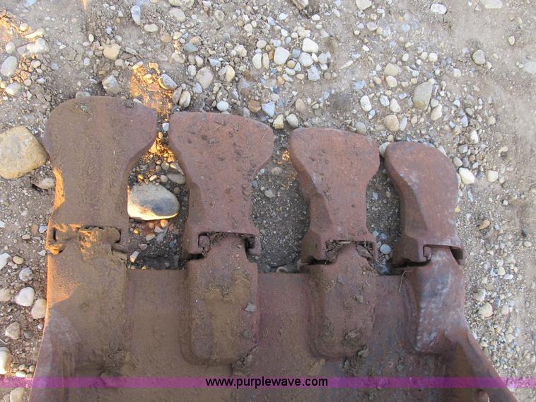 image for item B2817 CF excavator bucket