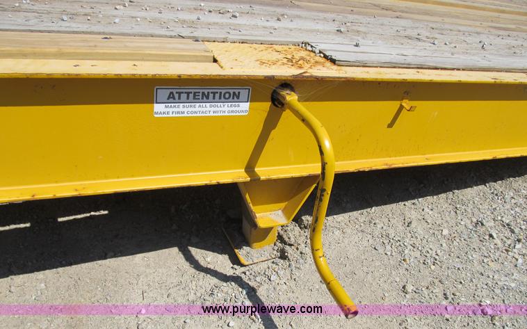 image for item B2826 Ledwell LW25X120 portable loading dock