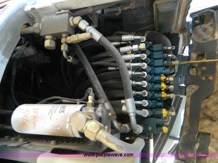 image for item B3819 Bobcat 435 ZHS compact excavator