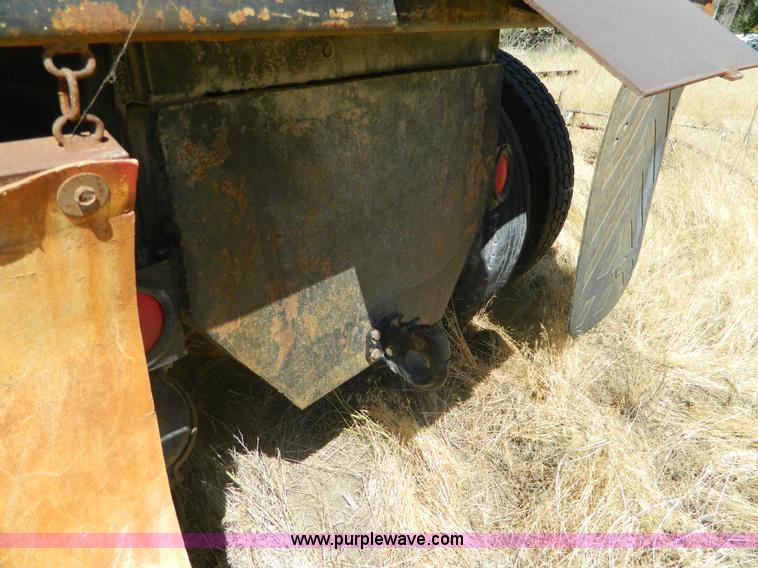 image for item B3820 1988 International S1900 dump truck