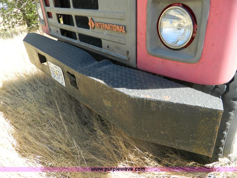 image for item B3820 1988 International S1900 dump truck