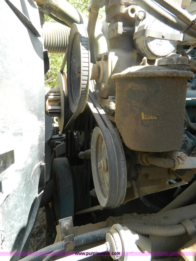 image for item B3820 1988 International S1900 dump truck