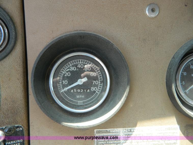 image for item B3831 1979 Ford 9000 winch truck