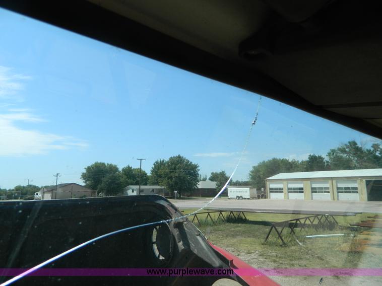 image for item B3831 1979 Ford 9000 winch truck