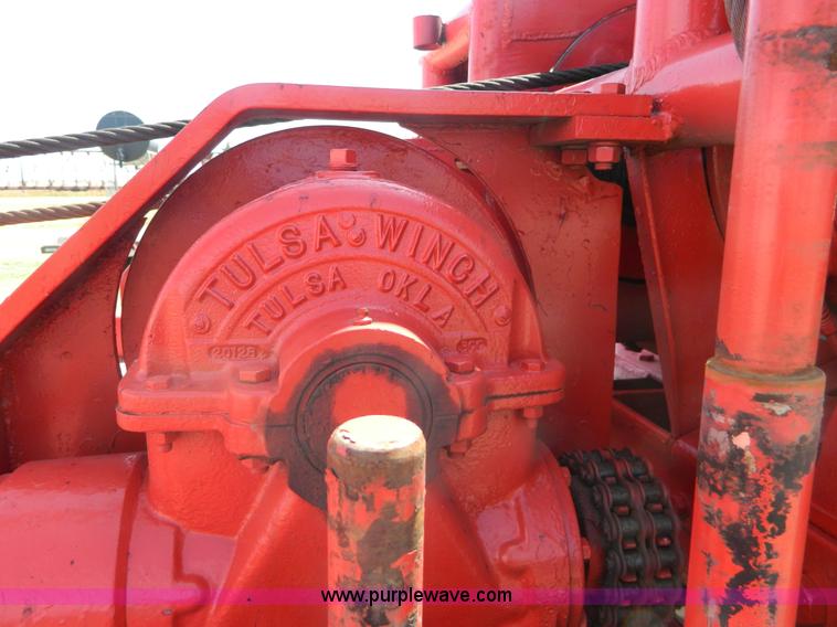 image for item B3831 1979 Ford 9000 winch truck