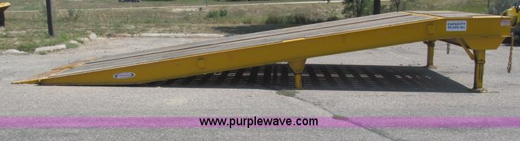 image for item B5163 2008 Ledwell LW25RM portable loading dock