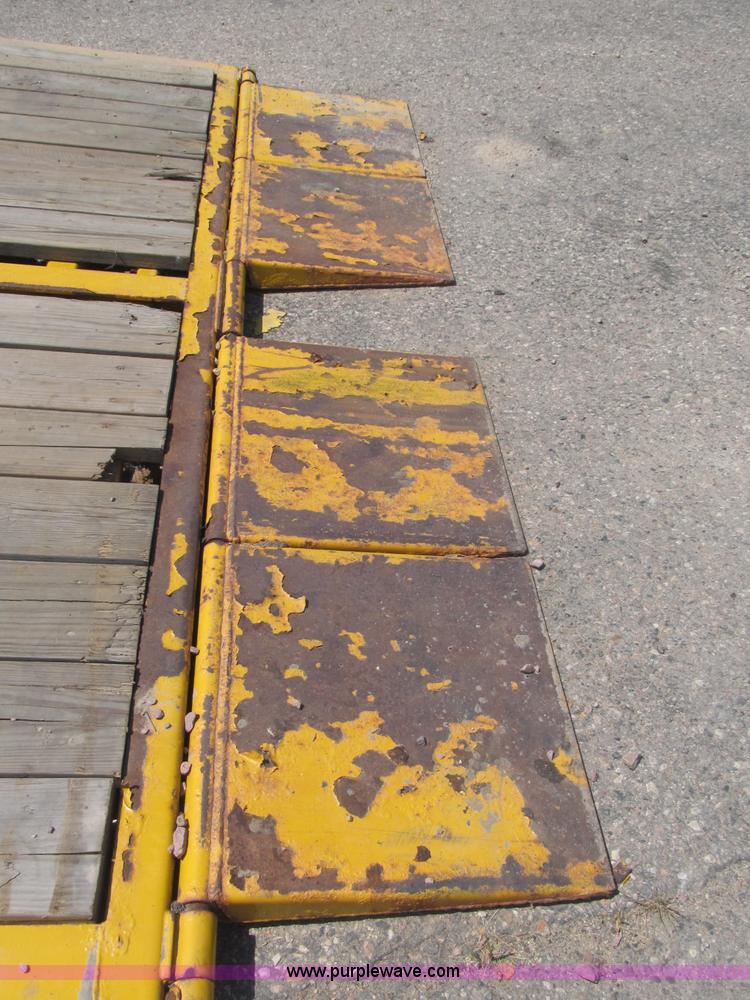 image for item B5163 2008 Ledwell LW25RM portable loading dock