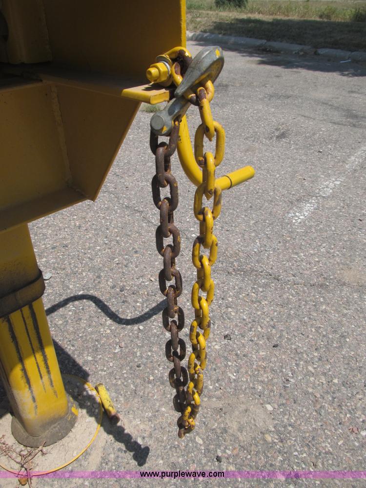 image for item B5163 2008 Ledwell LW25RM portable loading dock